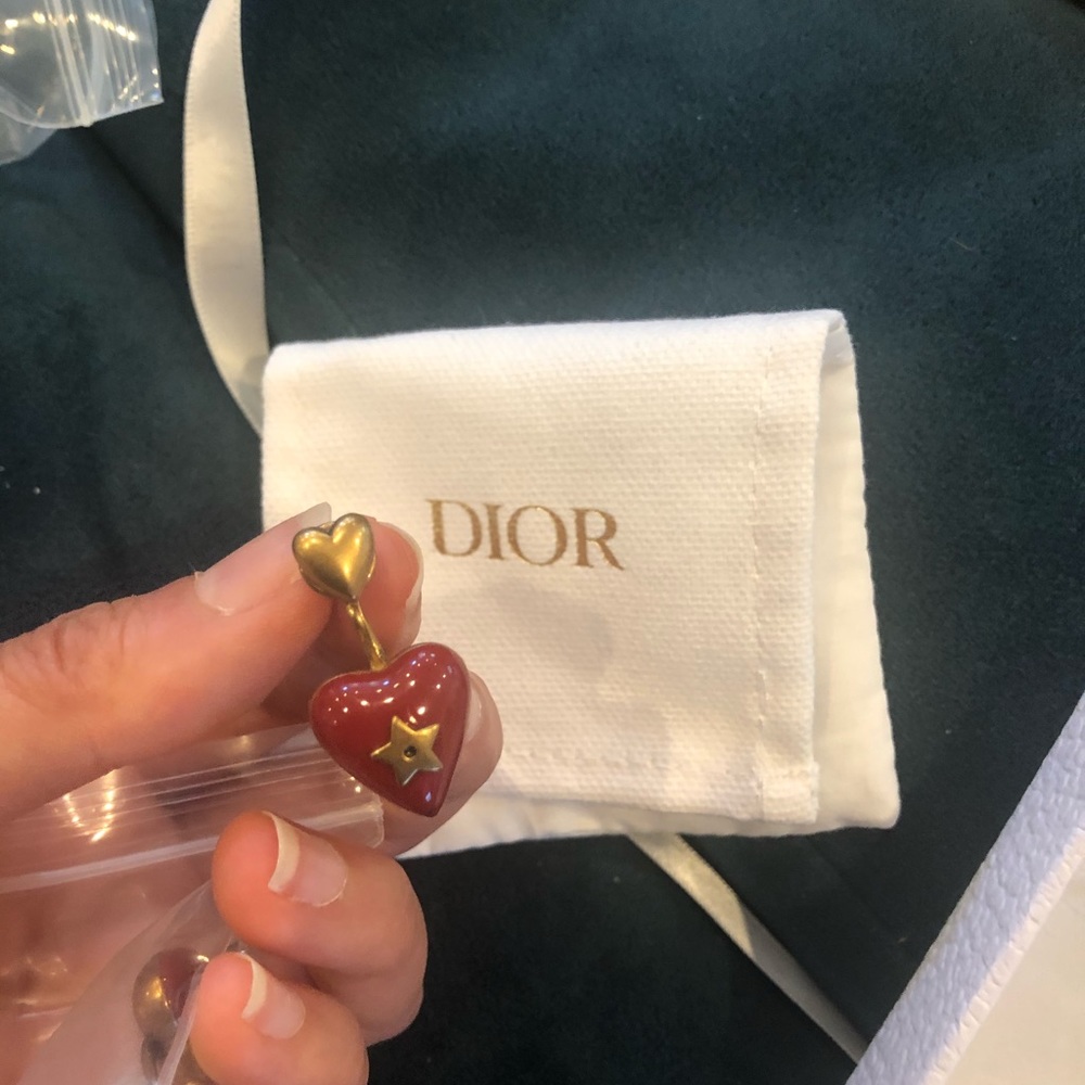 Dior earrings!